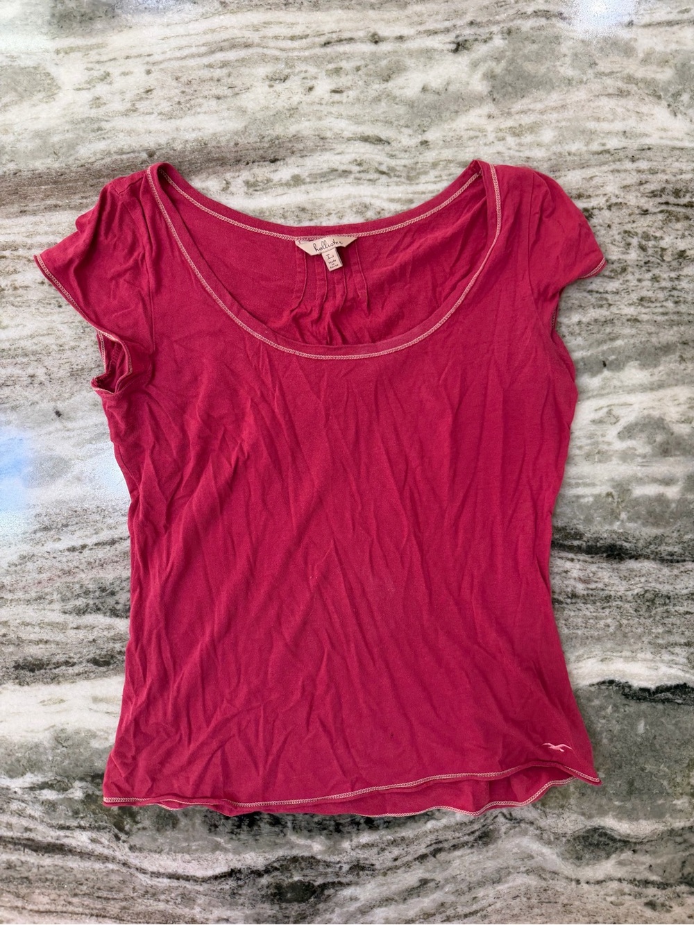 Y2K Hollister Women's Scoop Neck Short Sleeve Top